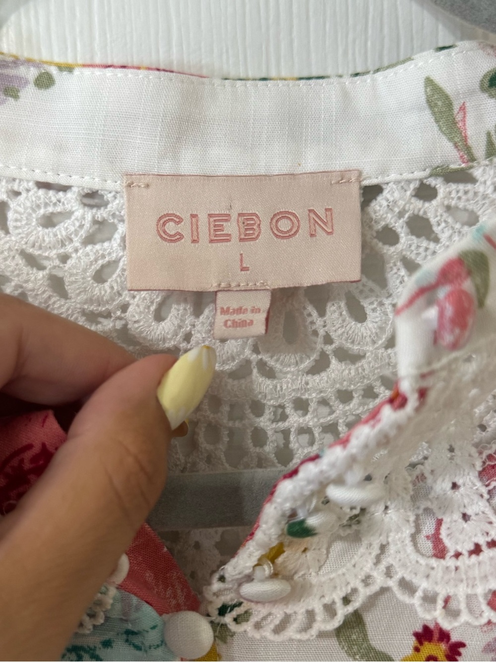 Floral Crochet-Yoke Peasant Blouse by Ciebon - Picture 6 of 8